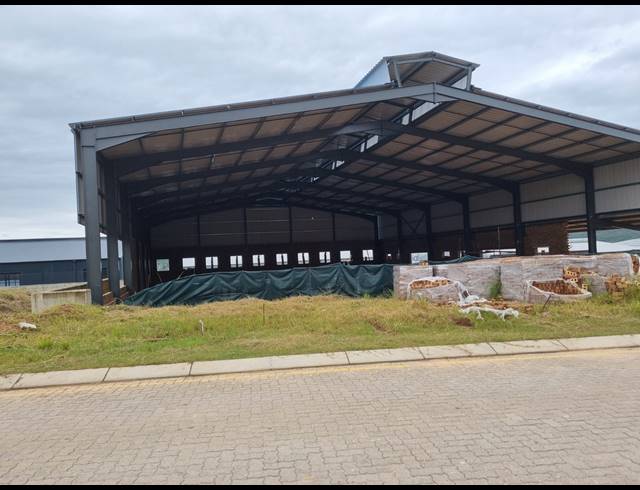 1,800M² WAREHOUSE TO LET IN RIVERSIDE INDUSTRIAL PARK